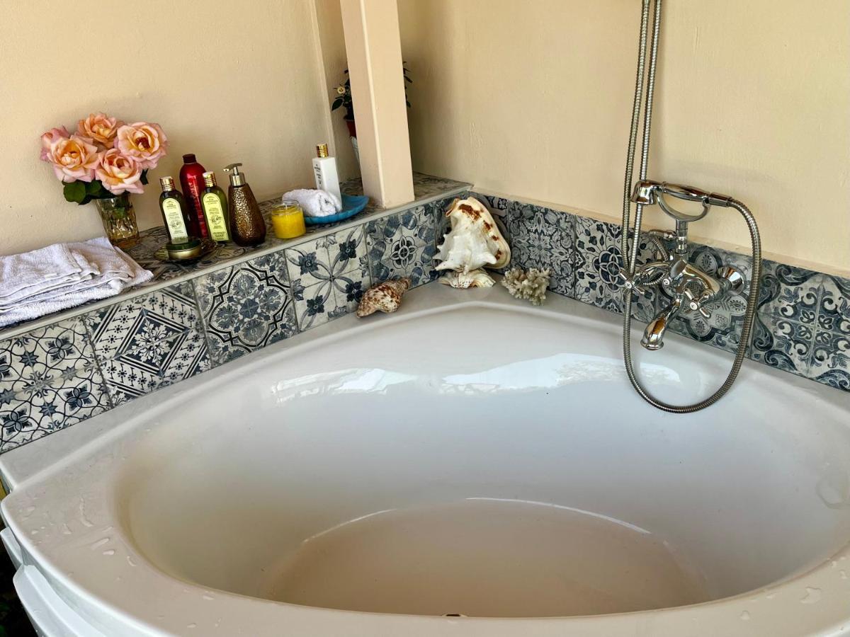 Holiday Oasis With Private Patio And Hammam-Style Bath In Chora-Pithagoreo, Samos Island Villa Pythagorion Dış mekan fotoğraf