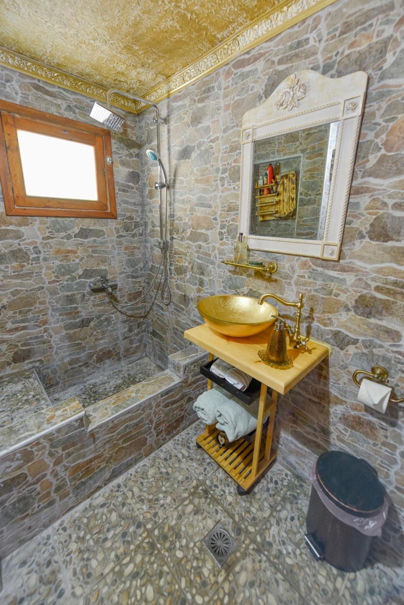 Holiday Oasis With Private Patio And Hammam-Style Bath In Chora-Pithagoreo, Samos Island Villa Pythagorion Dış mekan fotoğraf