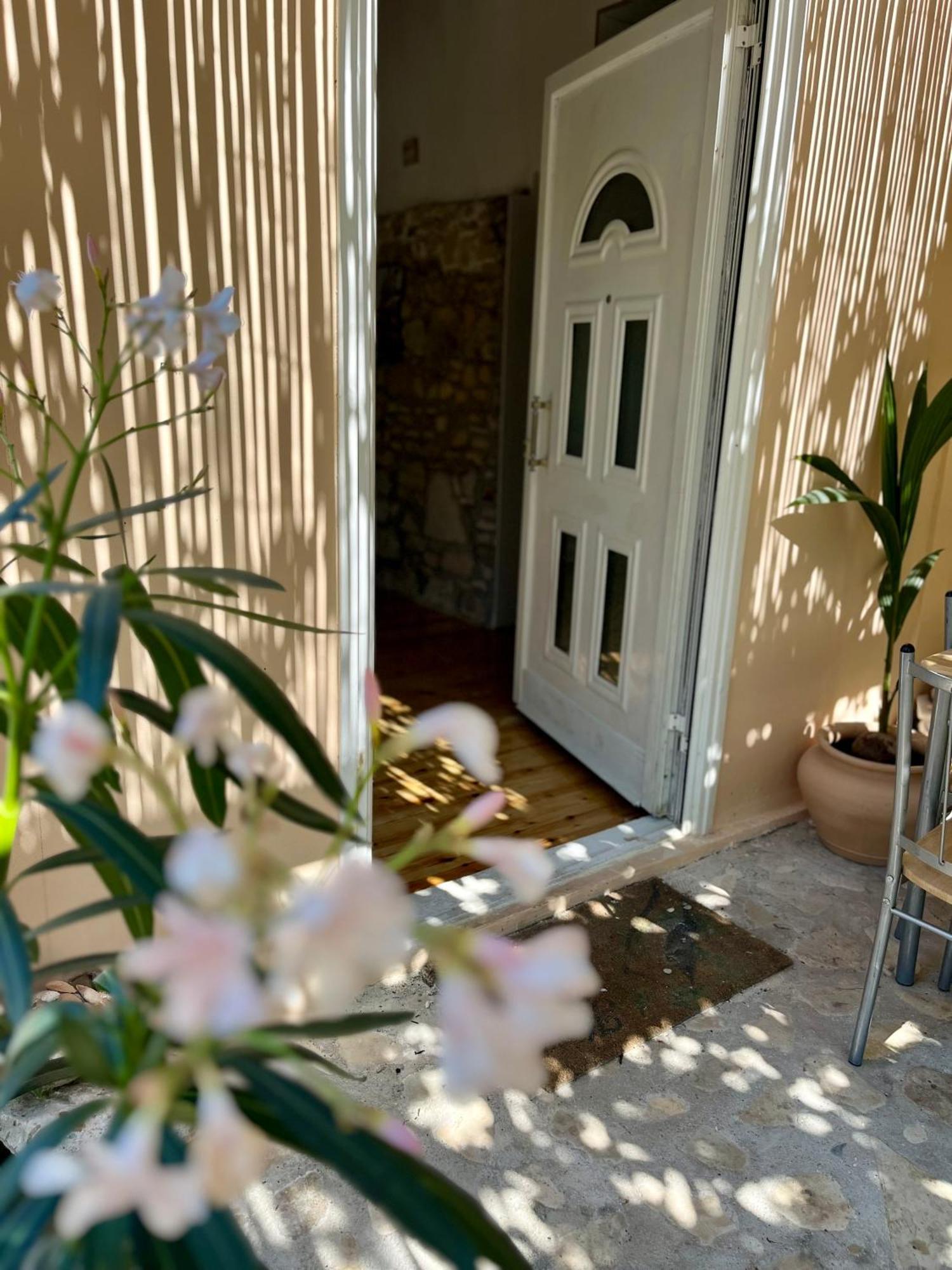 Holiday Oasis With Private Patio And Hammam-Style Bath In Chora-Pithagoreo, Samos Island Villa Pythagorion Dış mekan fotoğraf